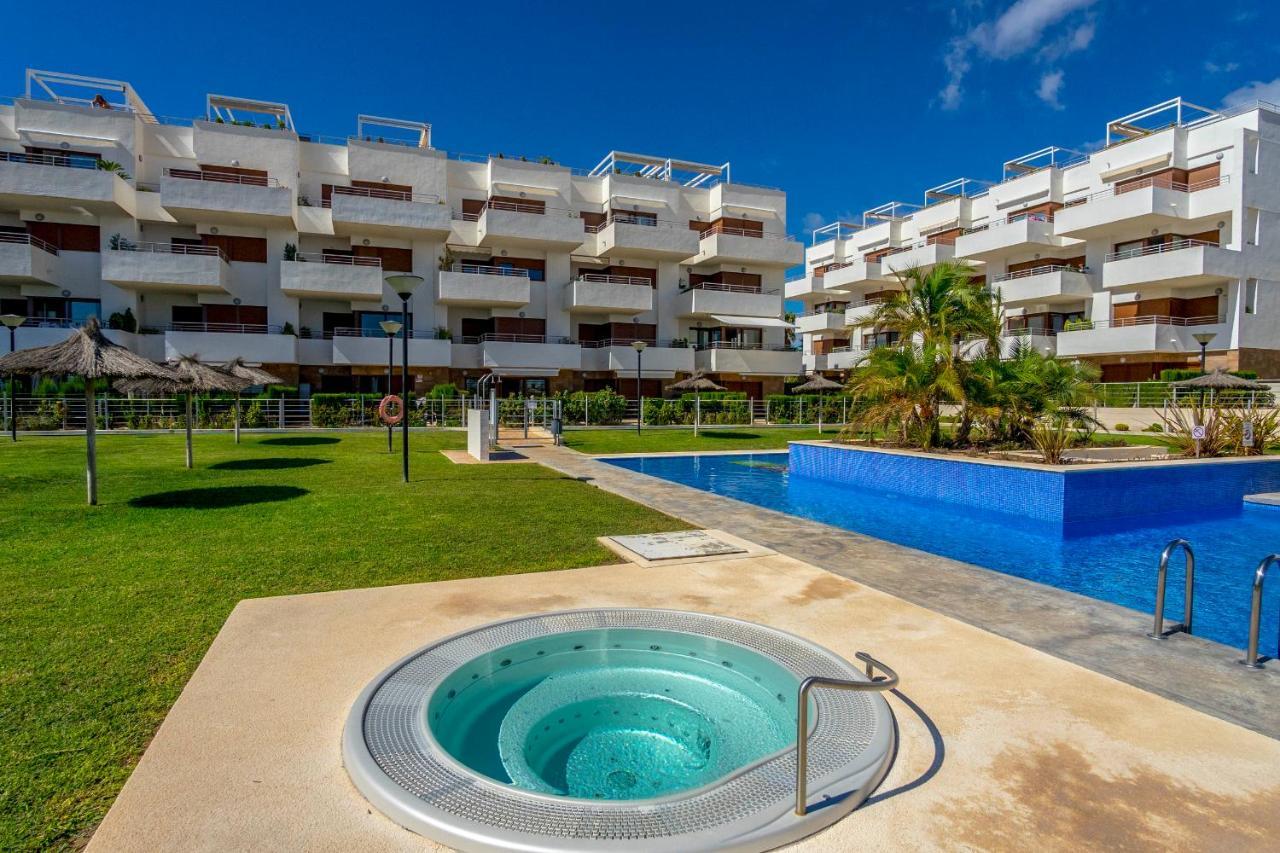 Dehesa de Campoamor  Cb Living - Modern Apartment, Terrazas De Campoamor מראה חיצוני תמונה
